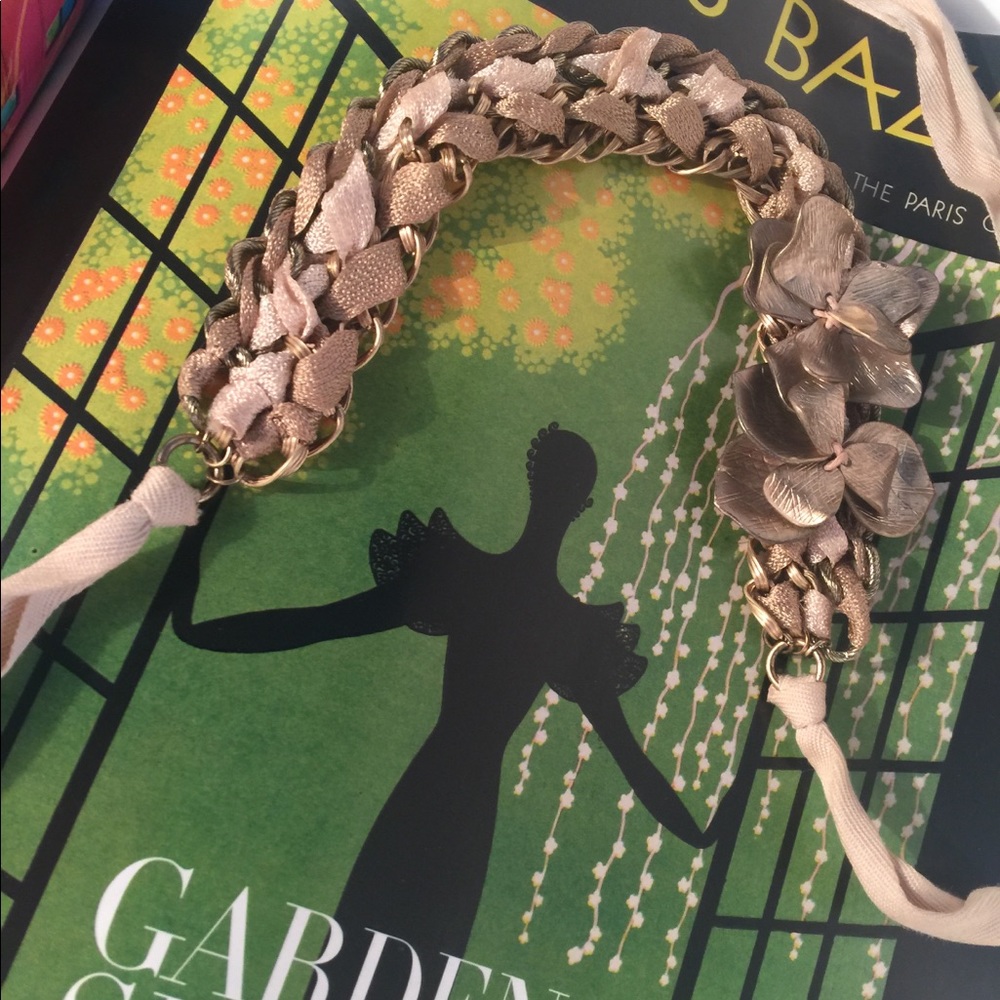 FLORAL GOLD LINK & NUDE LINK CHAIN NECKLACE -belt?